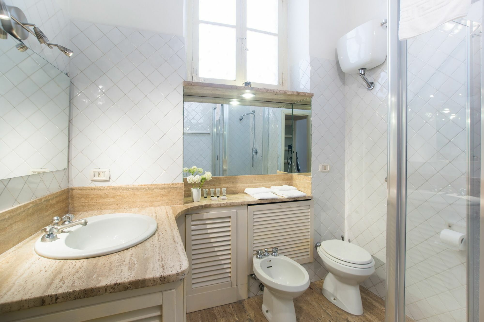 Monti Colosseum Apartment *